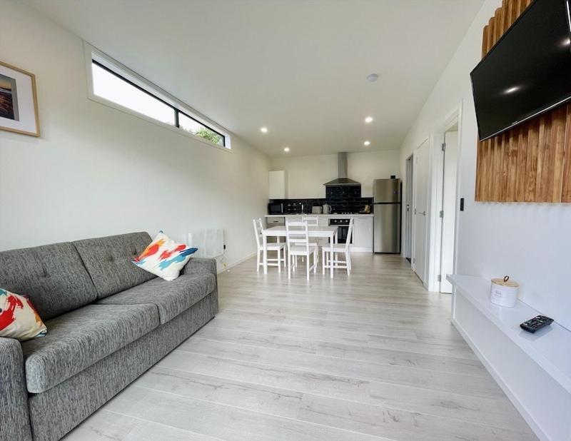 Ohope Villas With Spa,Sauna,Pool, Adults Only エクステリア 写真